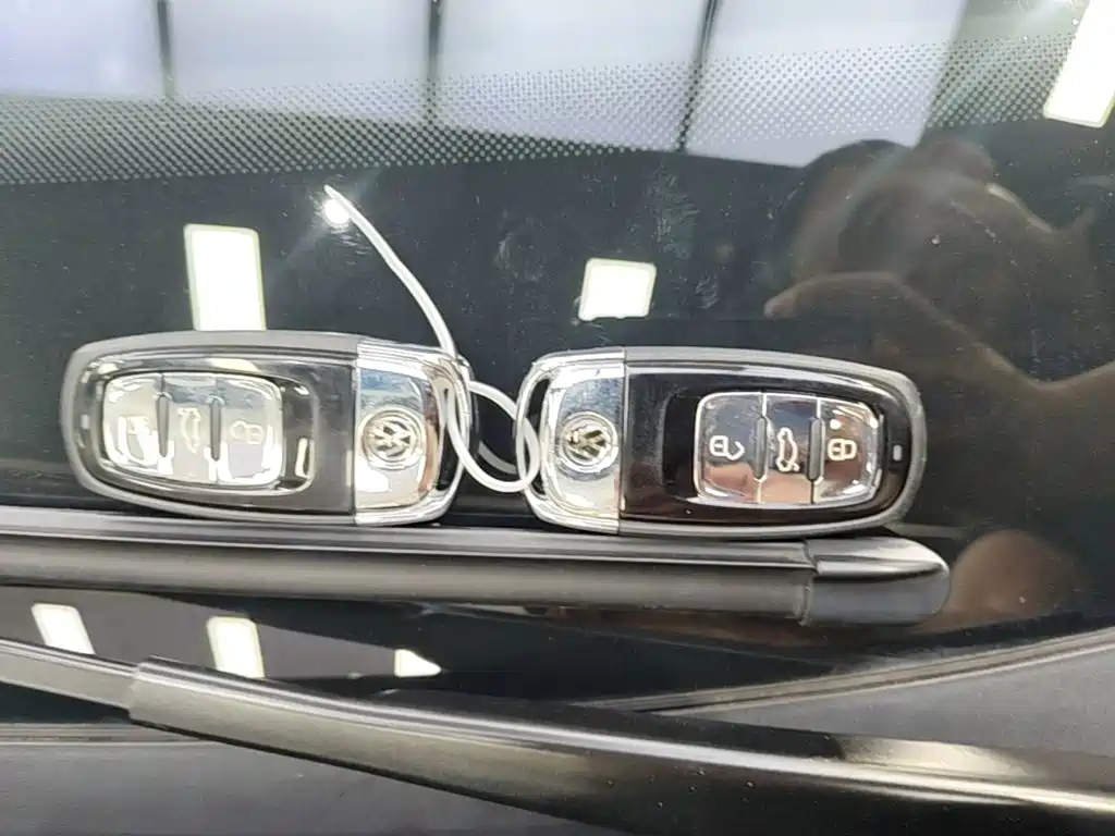 Volkswagen Phideon — миниатюра 9
