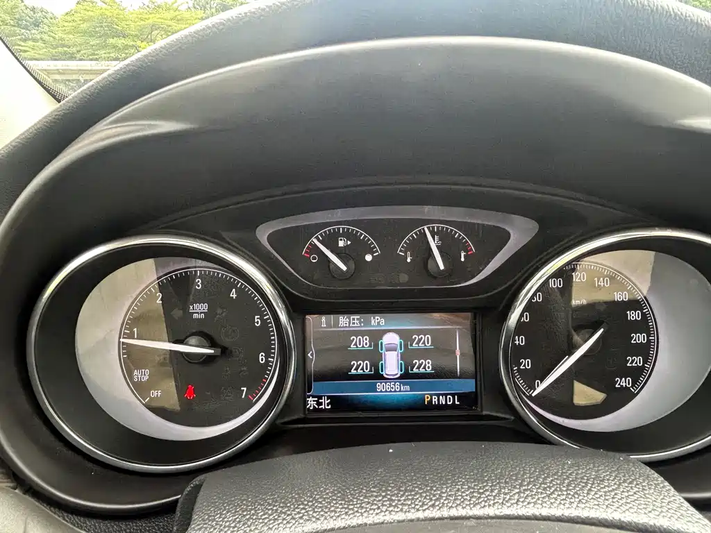 Buick Envision Plus — миниатюра 21
