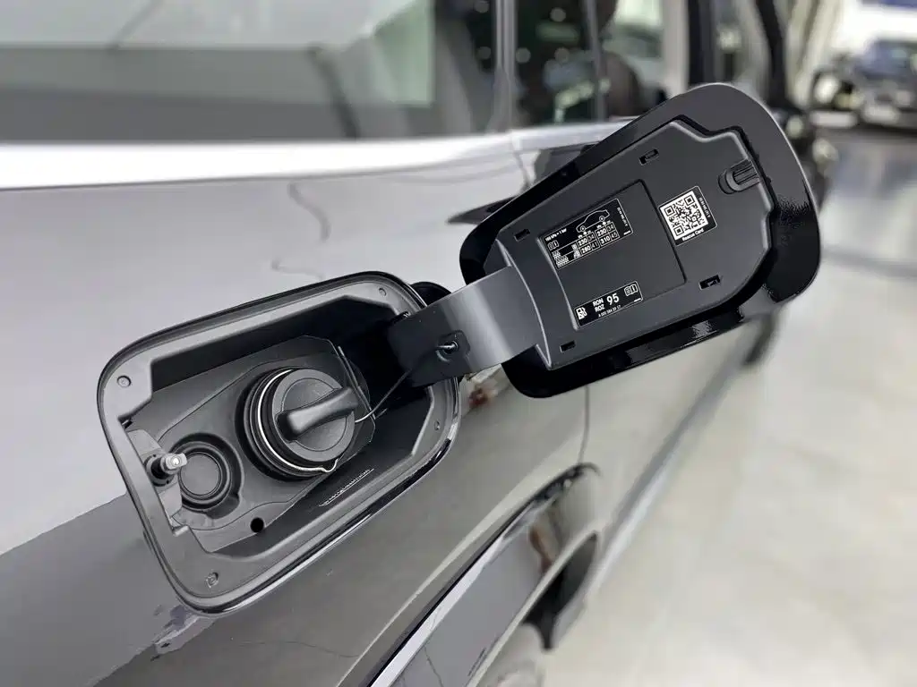 Mercedes-Benz GLS — миниатюра 13