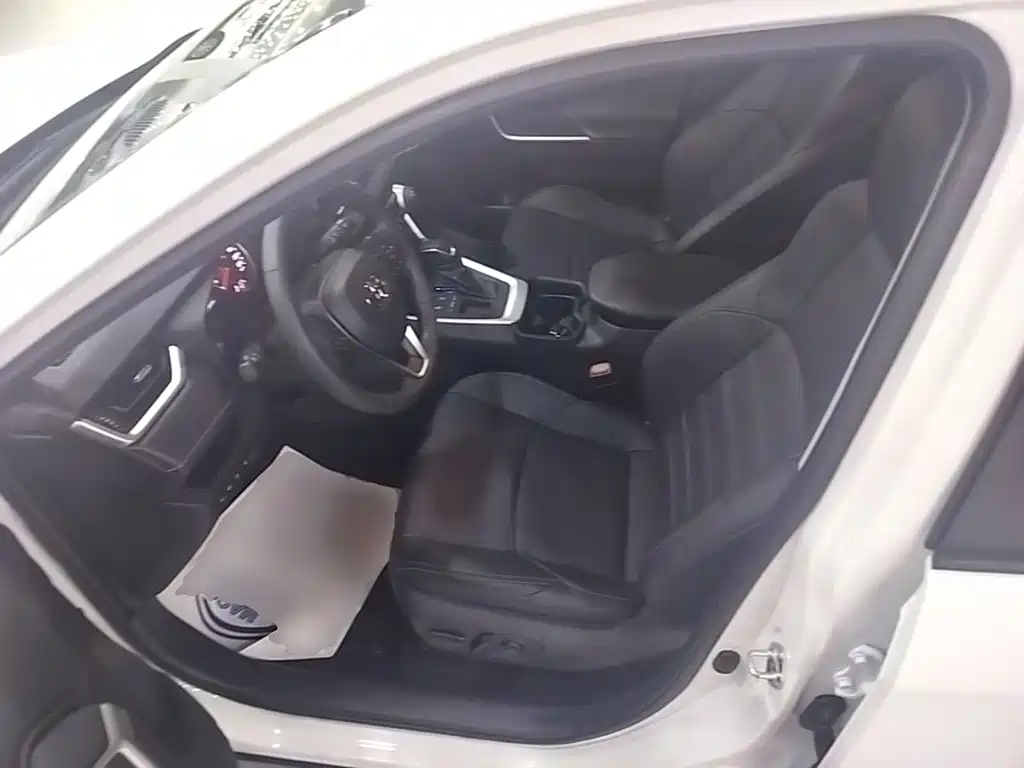 Toyota Wildlander — миниатюра 16