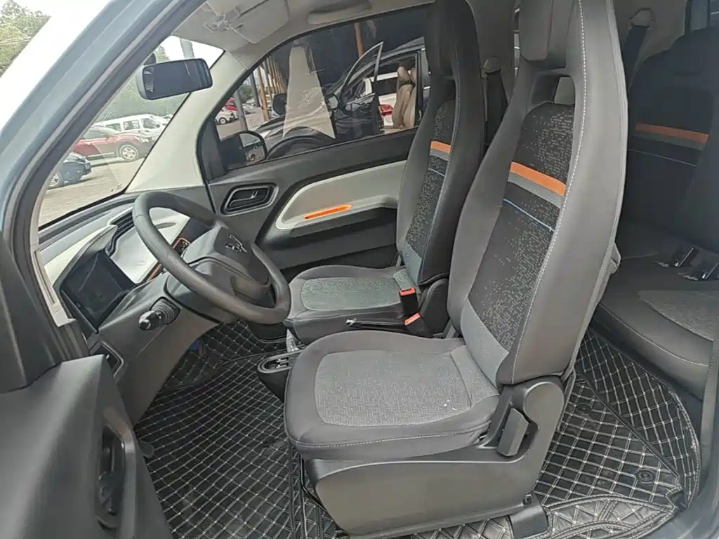 Wuling MINIEV — миниатюра 15