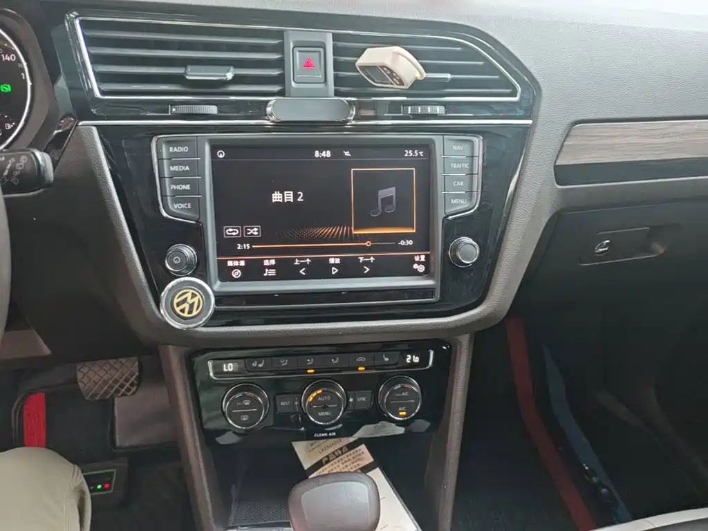 Volkswagen Tiguan L — миниатюра 13
