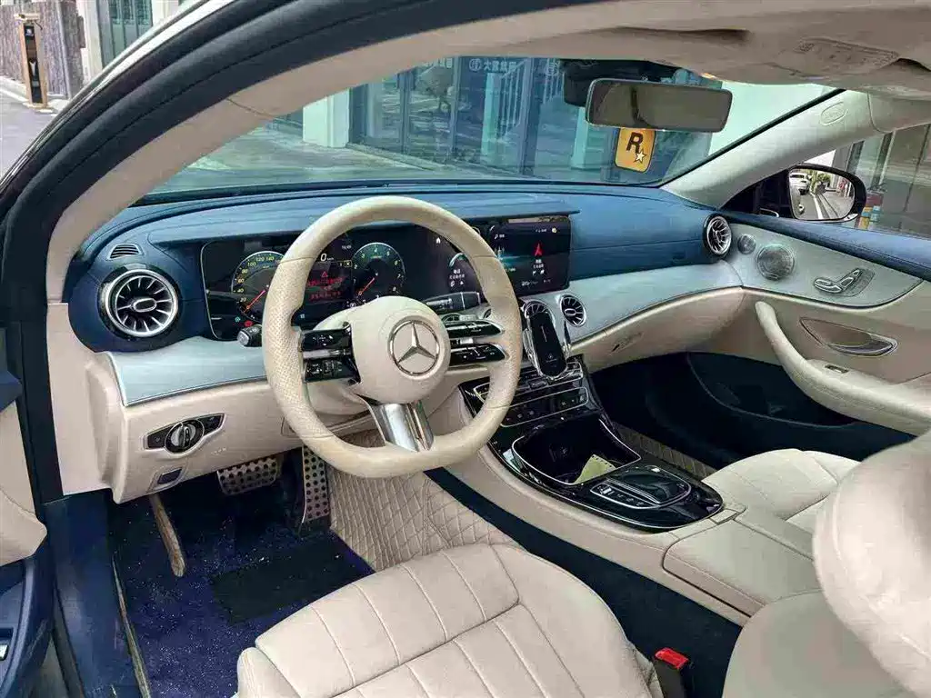 Mercedes-Benz E-Class (Import) — миниатюра 5