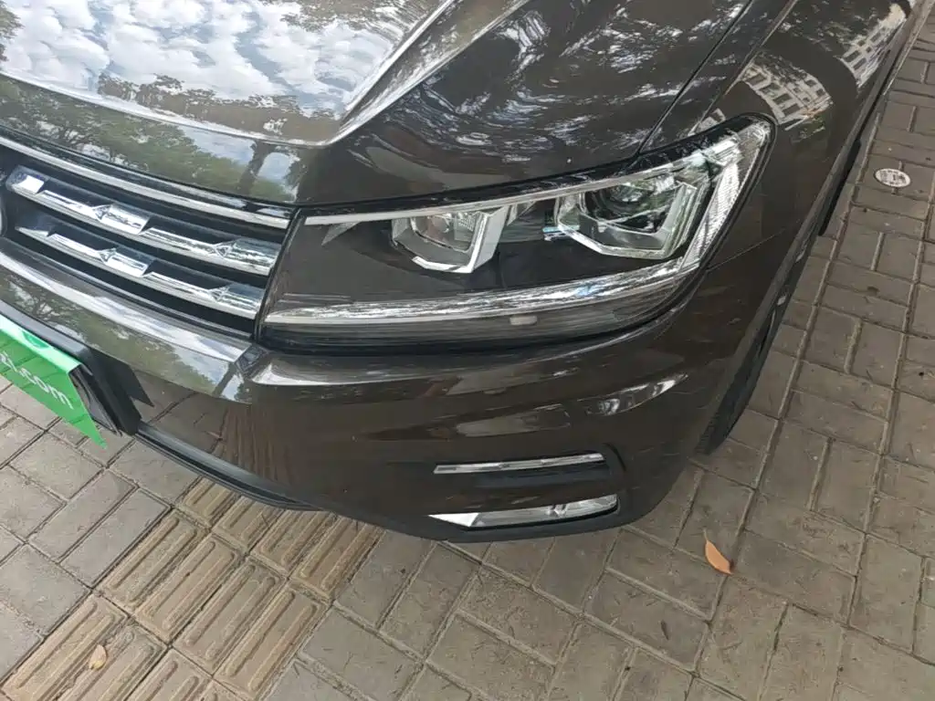Volkswagen Tiguan L — миниатюра 24