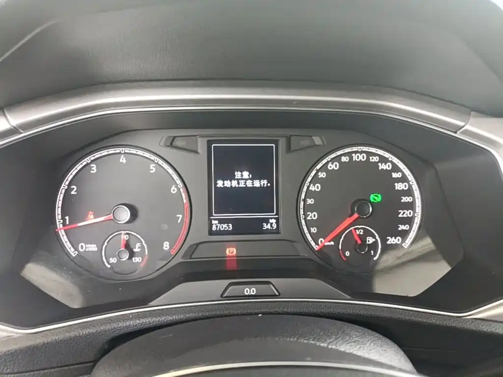 Volkswagen T-Roc — миниатюра 12