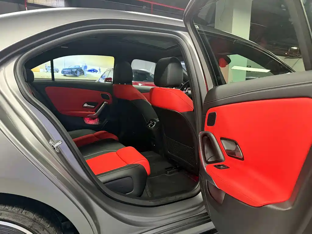 MERCEDES-BENZ A CLASS AMG