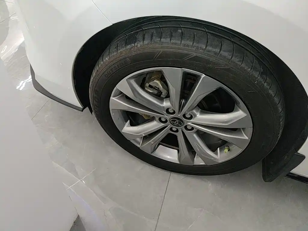 Toyota Sienna — миниатюра 23