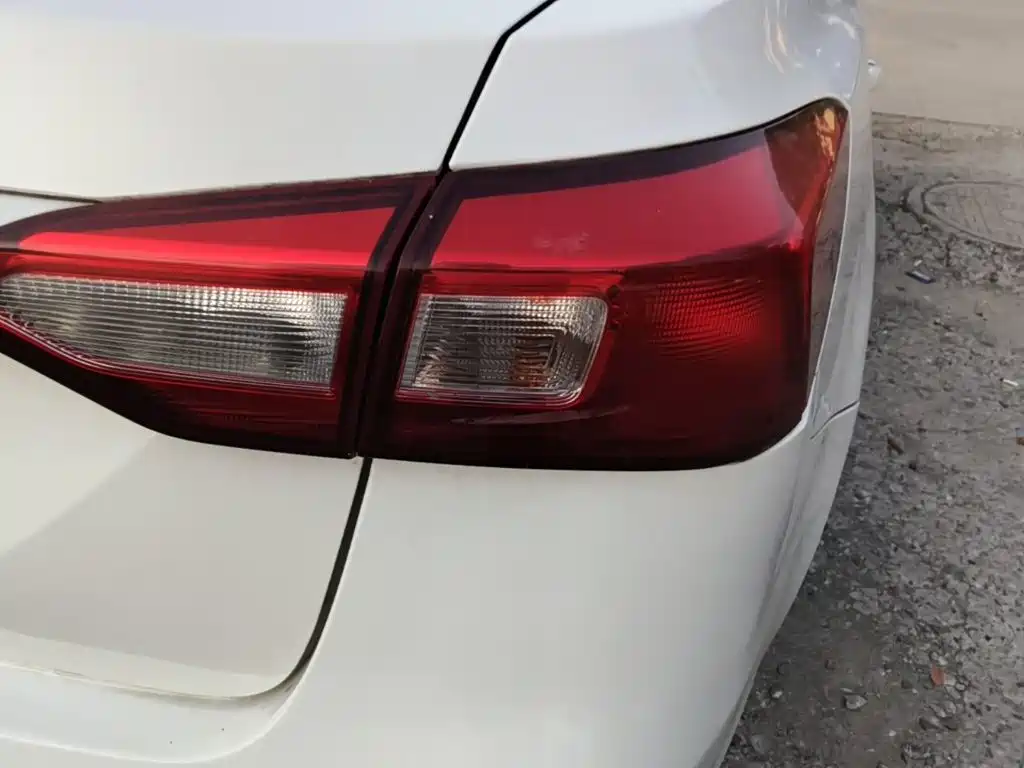 Roewe 360 — миниатюра 8