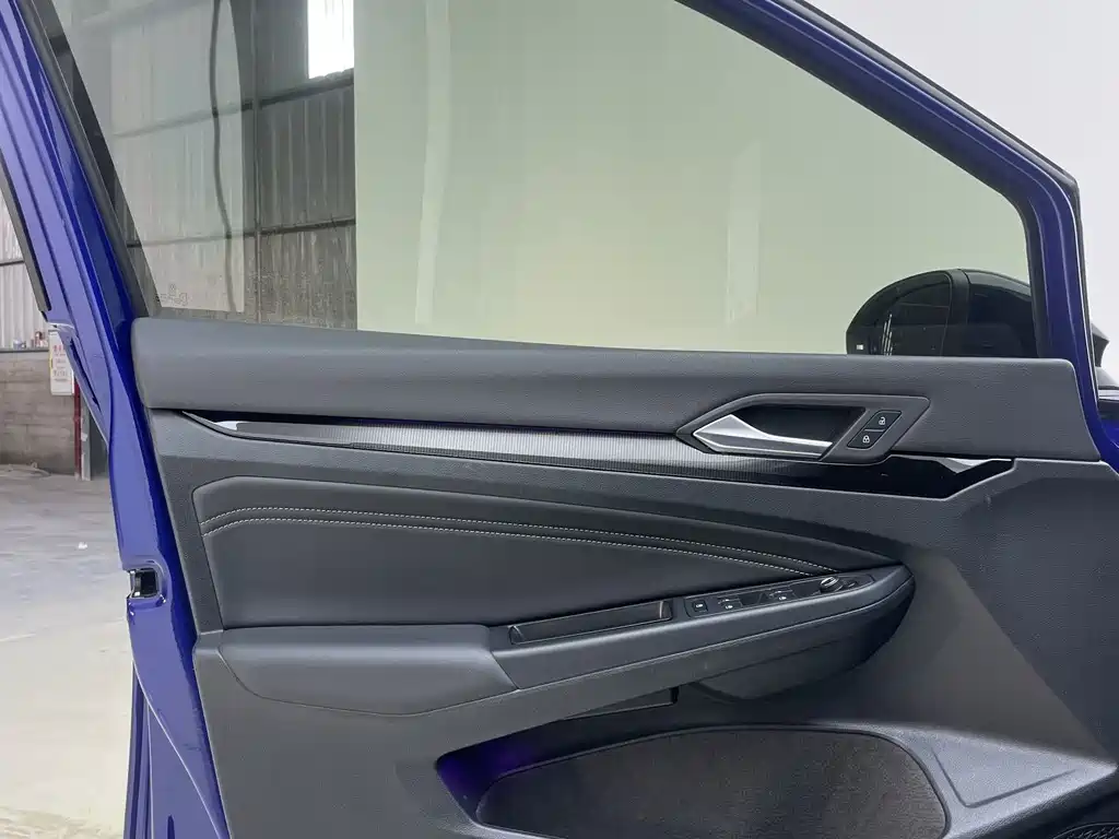 Volkswagen Golf — миниатюра 14