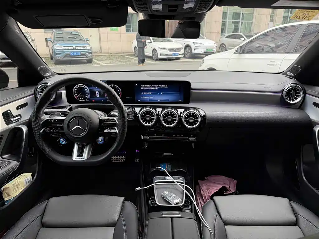 MERCEDES-BENZ CLA AMG