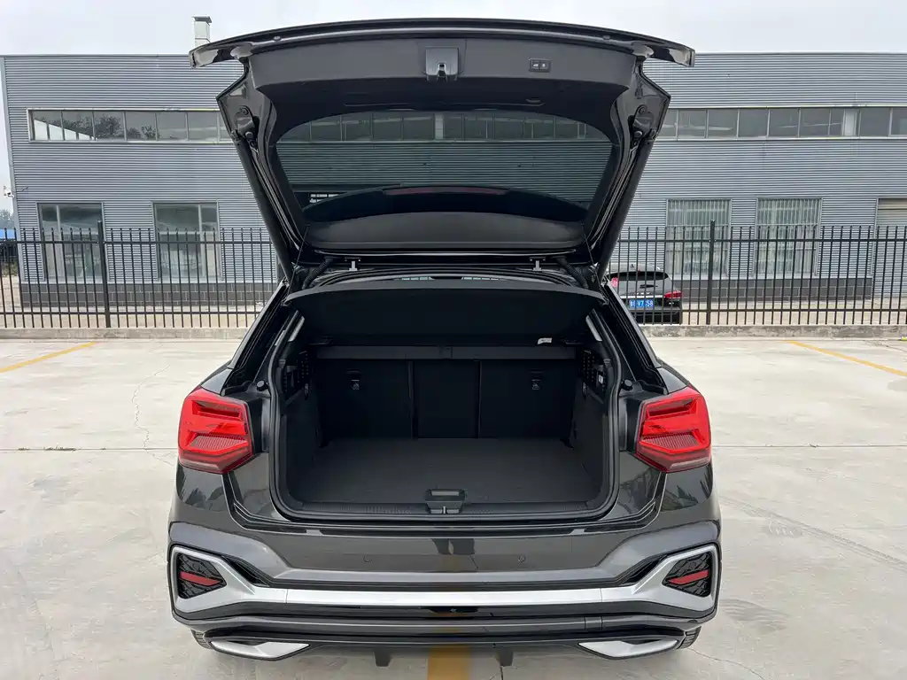 Audi Q2L — миниатюра 7