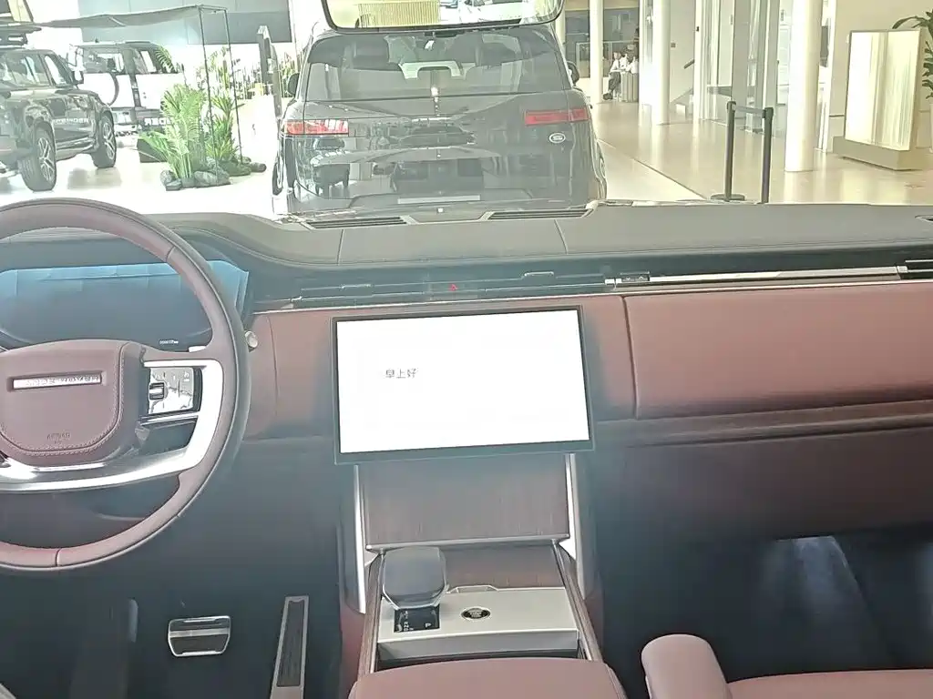 Land Rover Range Rover — миниатюра 9