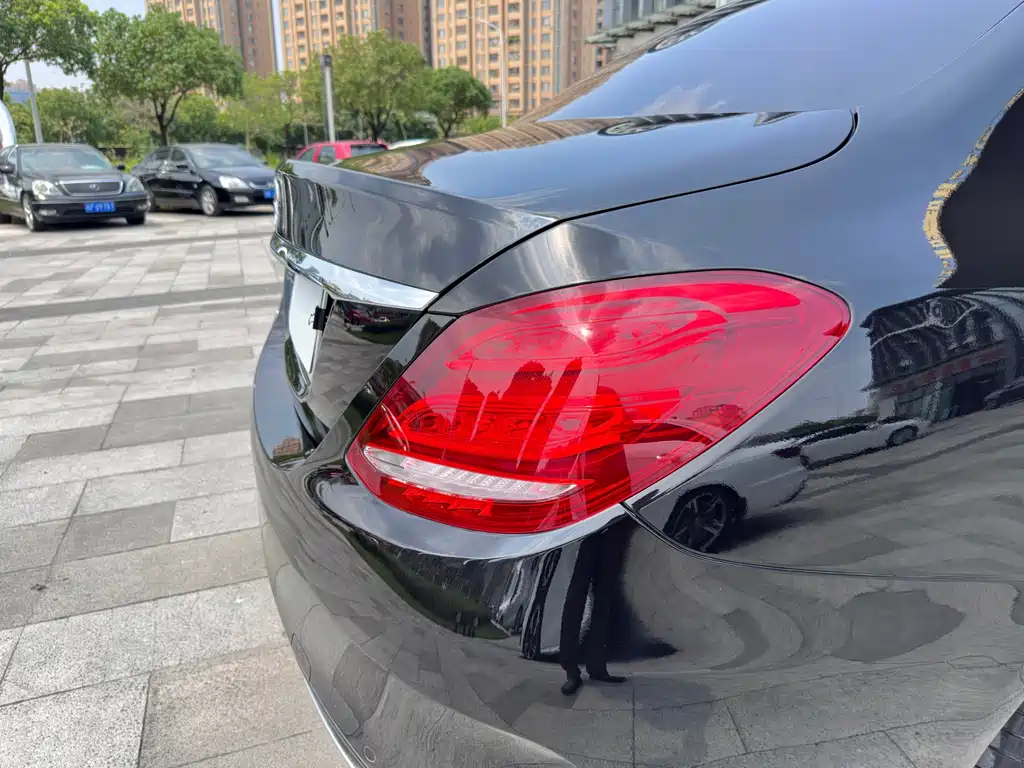 Mercedes-Benz C-Class — миниатюра 22