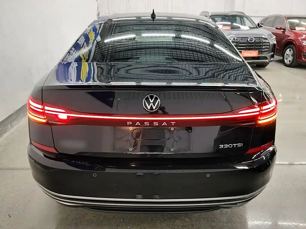 Volkswagen Passat — миниатюра 6