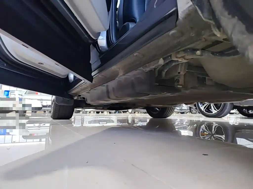 BYD PLUS New Energy — миниатюра 22