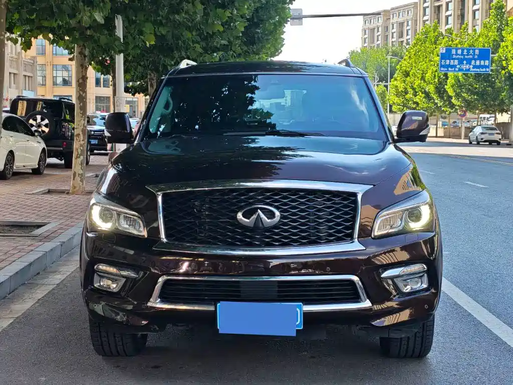 Infiniti QX80 — миниатюра 2
