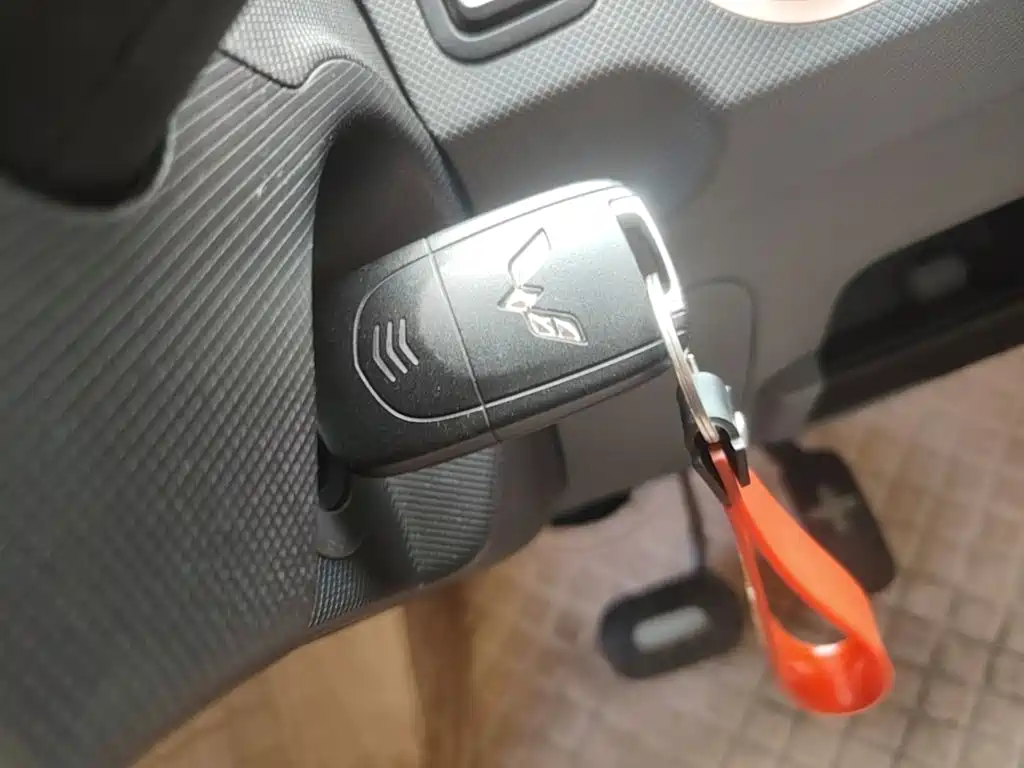 Wuling MINIEV — миниатюра 9