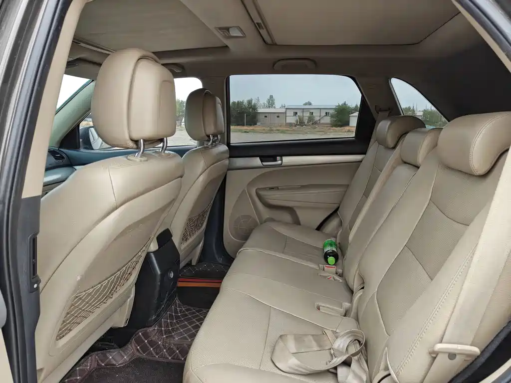 Kia Sorento — миниатюра 8