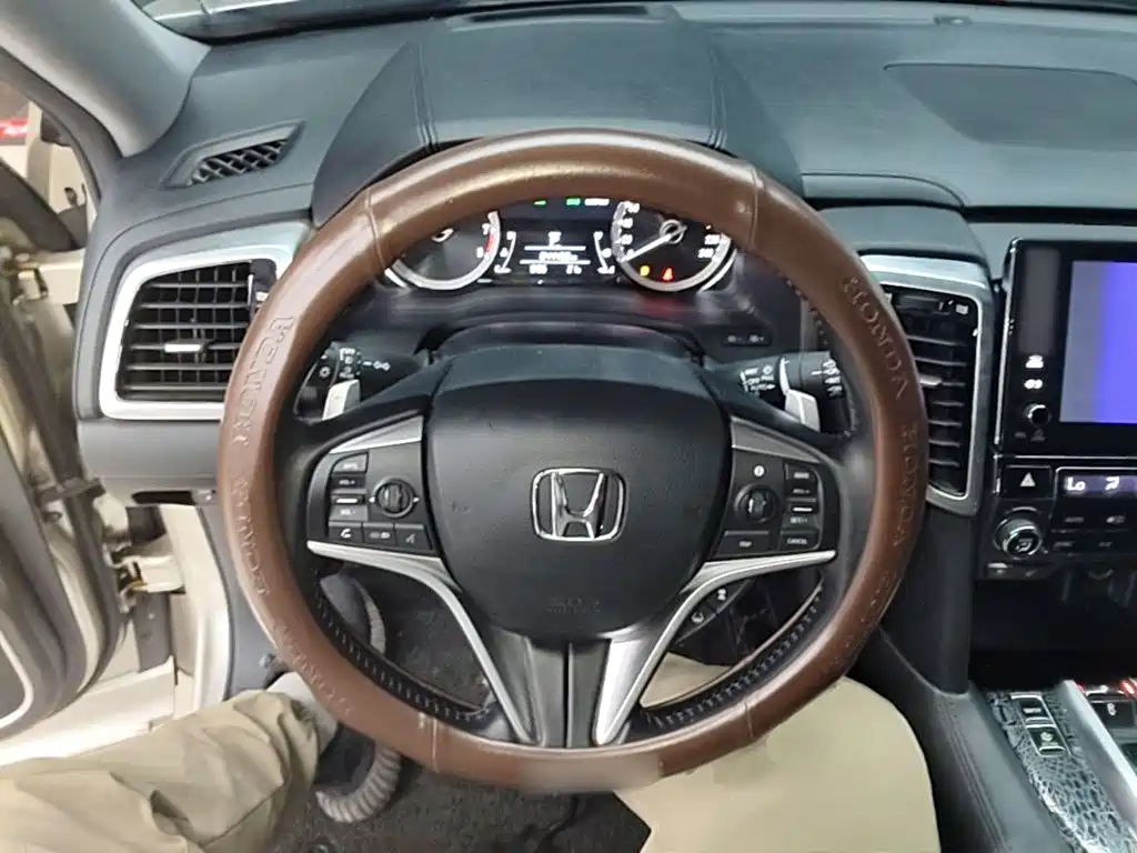 Honda UR-V — миниатюра 11