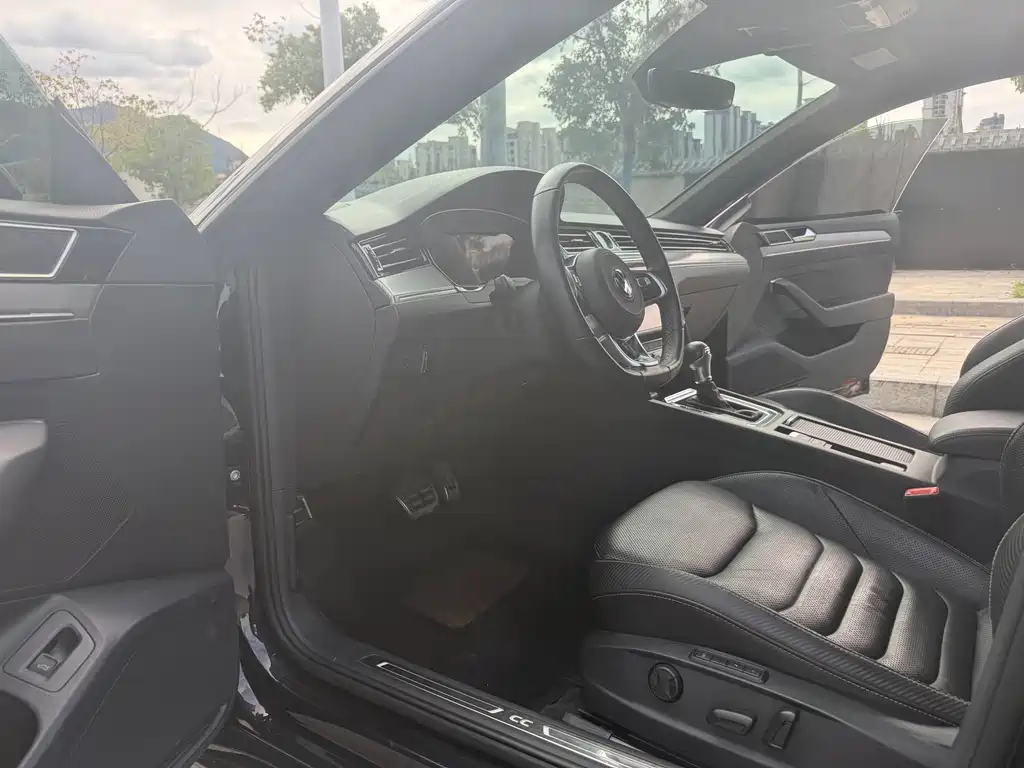 Volkswagen CC — миниатюра 5