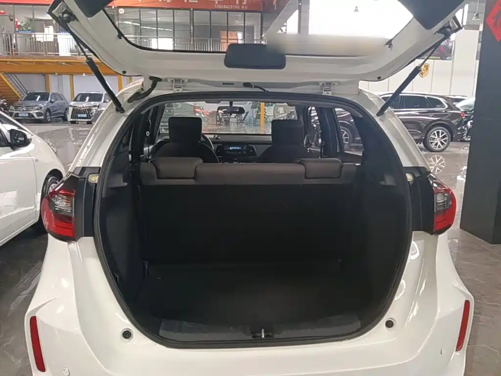 Honda Fit — миниатюра 19