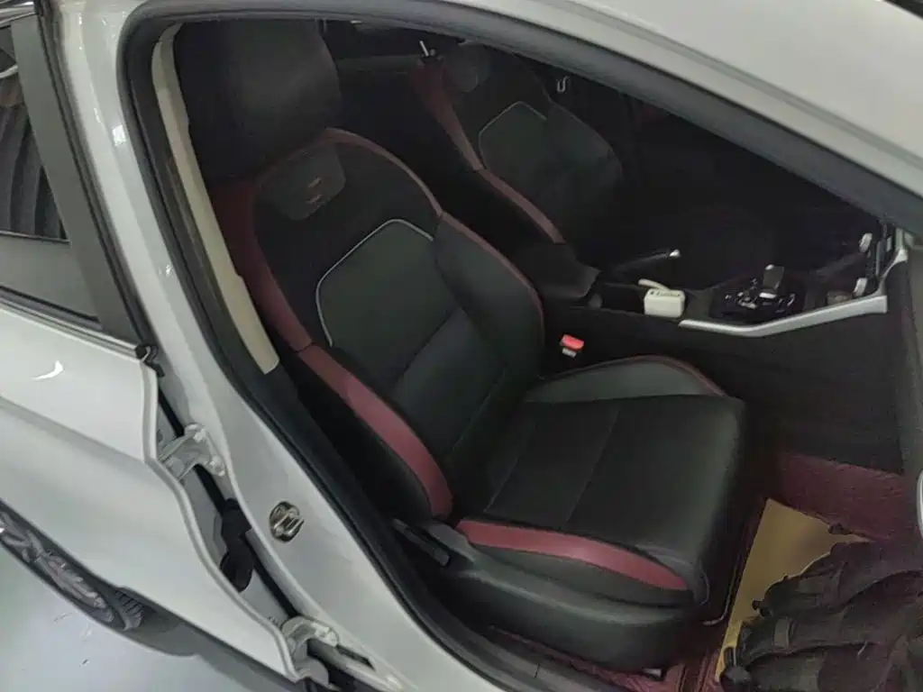 Geely Binyue — миниатюра 25