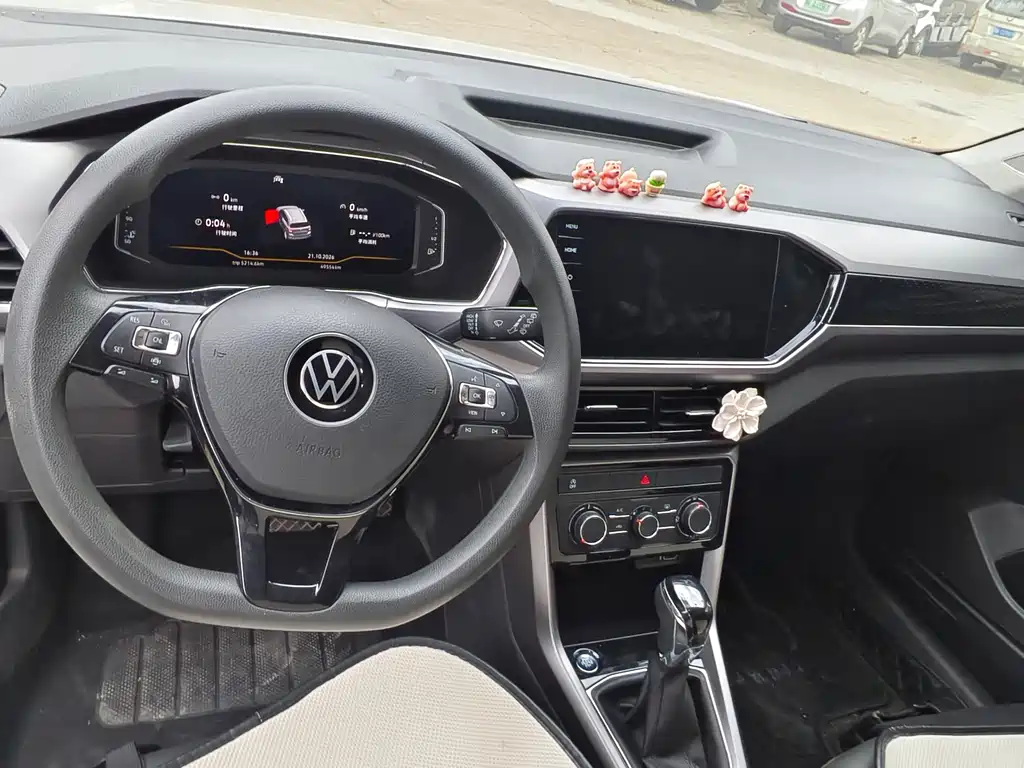 Volkswagen T-Cross — миниатюра 8