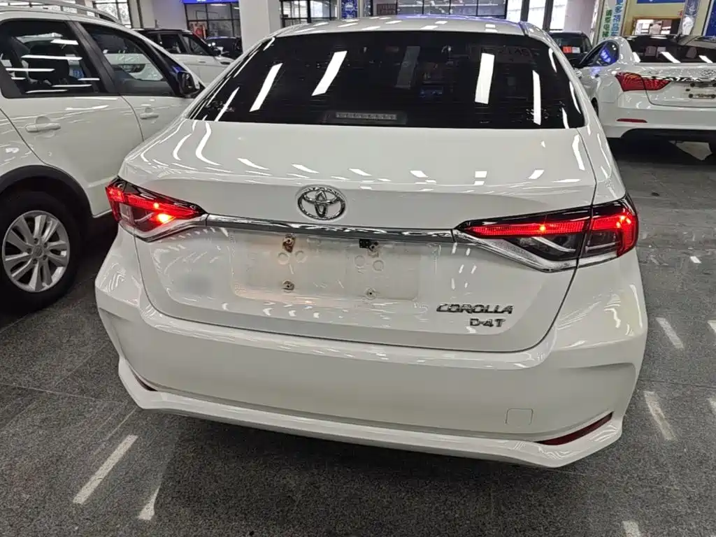 Toyota Corolla — миниатюра 6