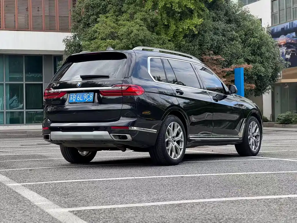 BMW X7 — миниатюра 4