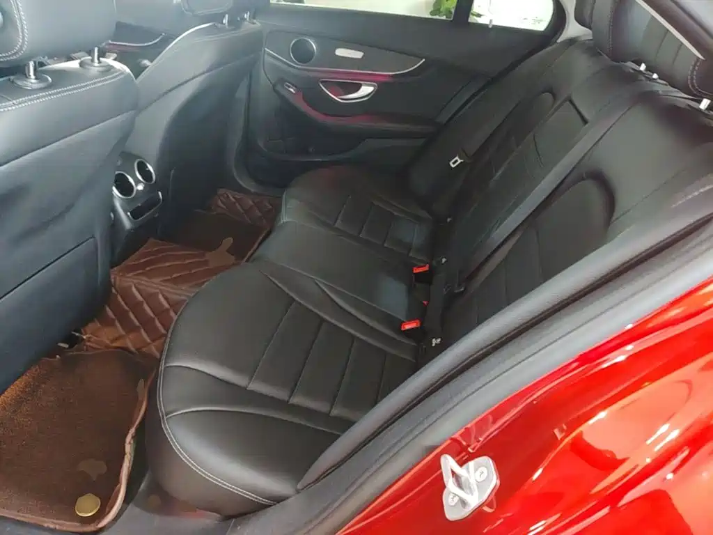 Mercedes-Benz C-Class — миниатюра 17