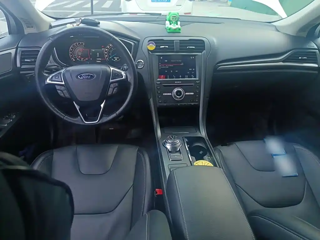 Ford Mondeo — миниатюра 13
