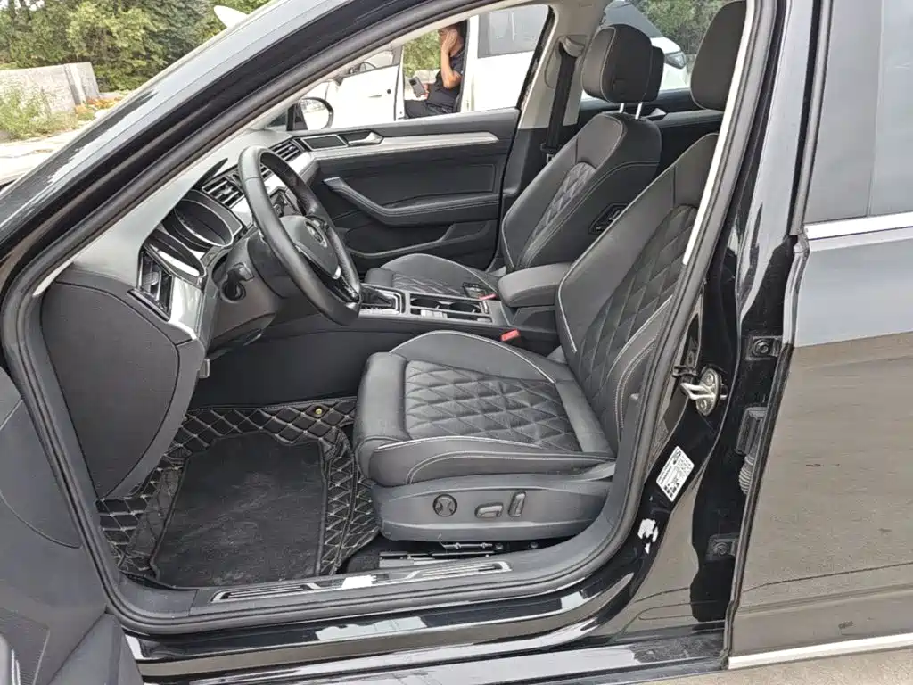 Volkswagen Magotan PHEV — миниатюра 15