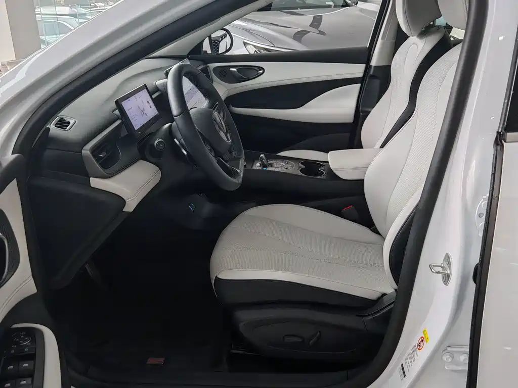 BYD Seal 05 DM-i — миниатюра 8
