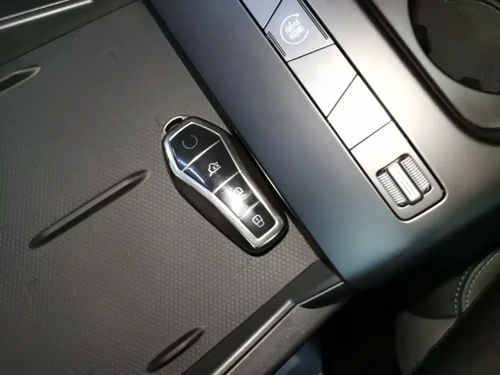BYD Qin L — миниатюра 9