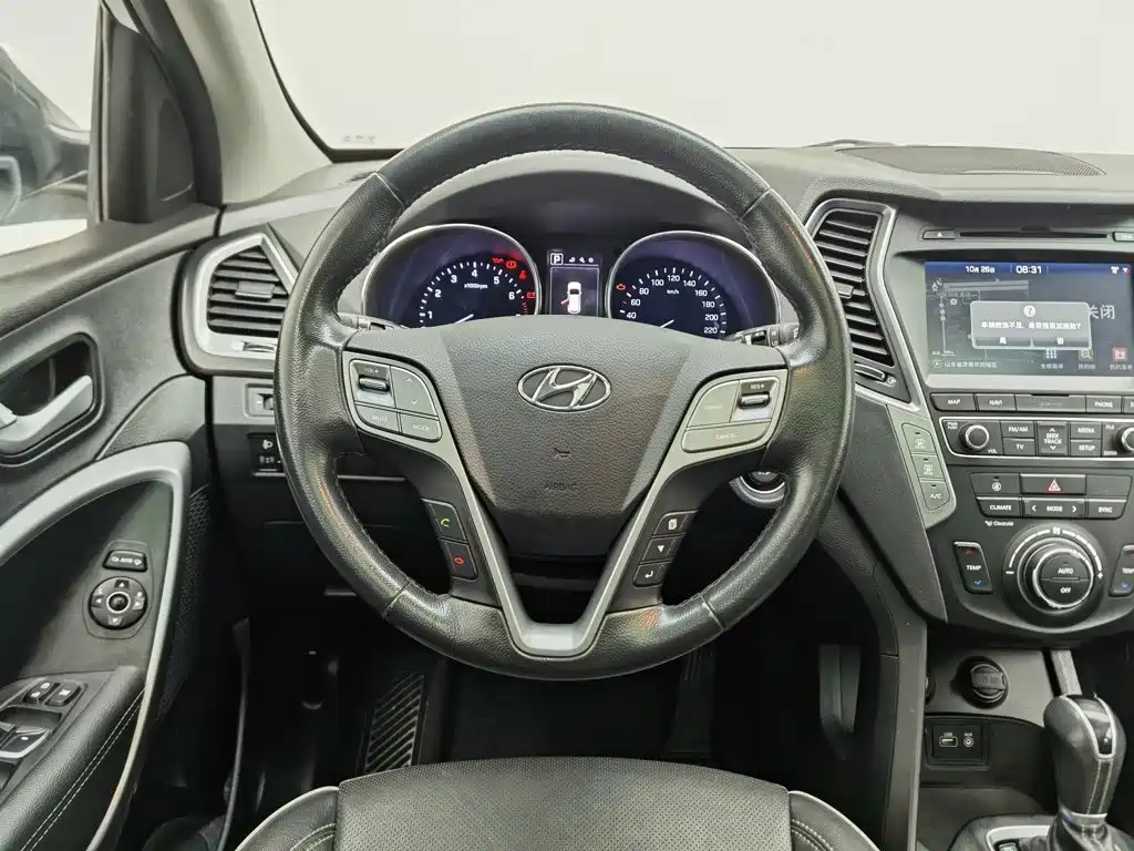 Hyundai Santa Fe — миниатюра 11