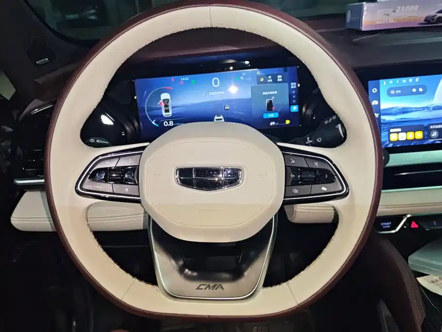 Geely Xingyue L — миниатюра 15