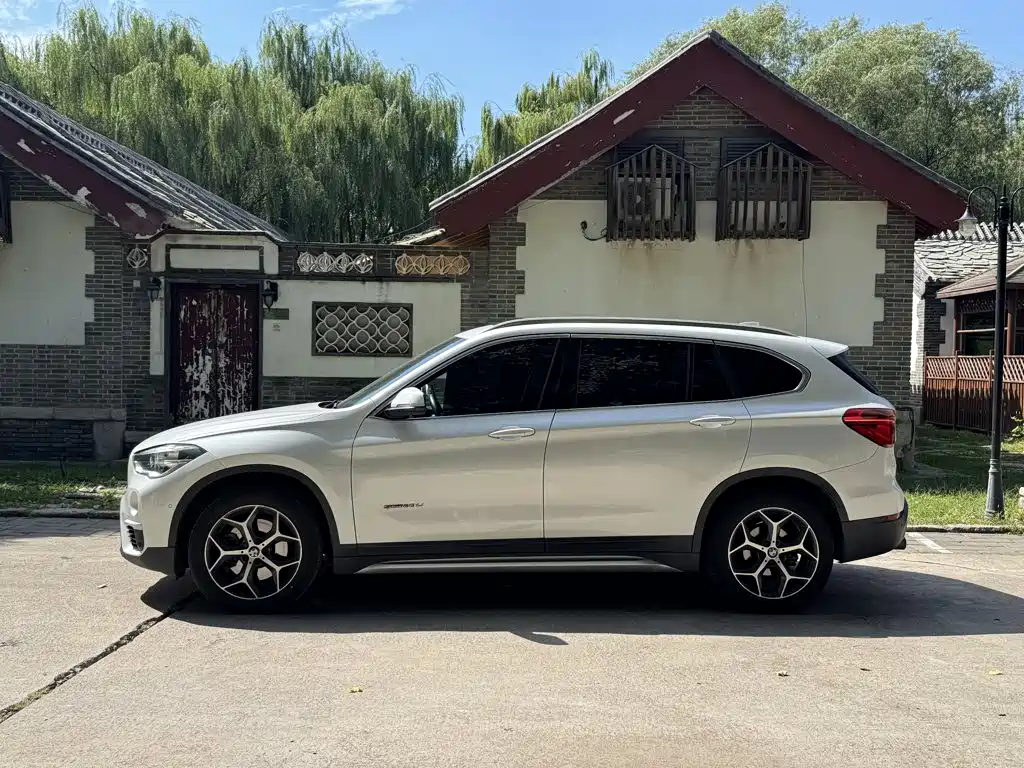 BMW X1 — миниатюра 3