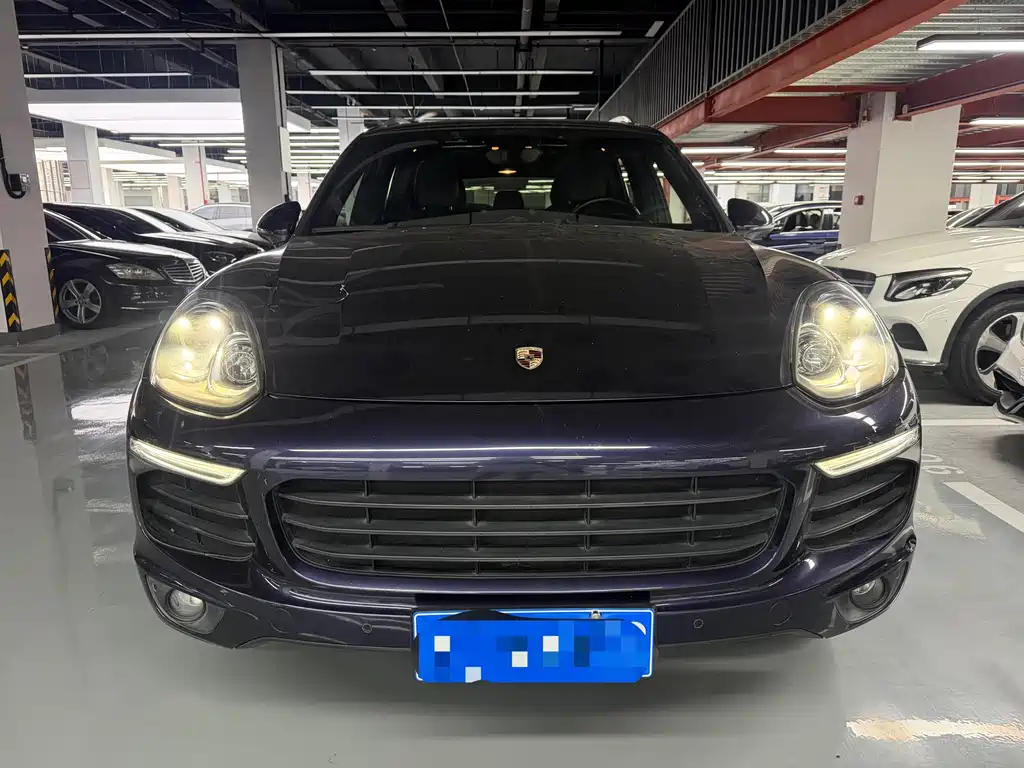 Porsche Cayenne — миниатюра 2