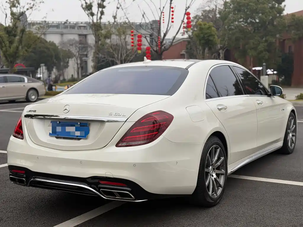 MERCEDES-BENZ S CLASS AMG