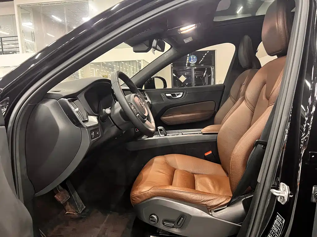 Volvo XC60 — миниатюра 21