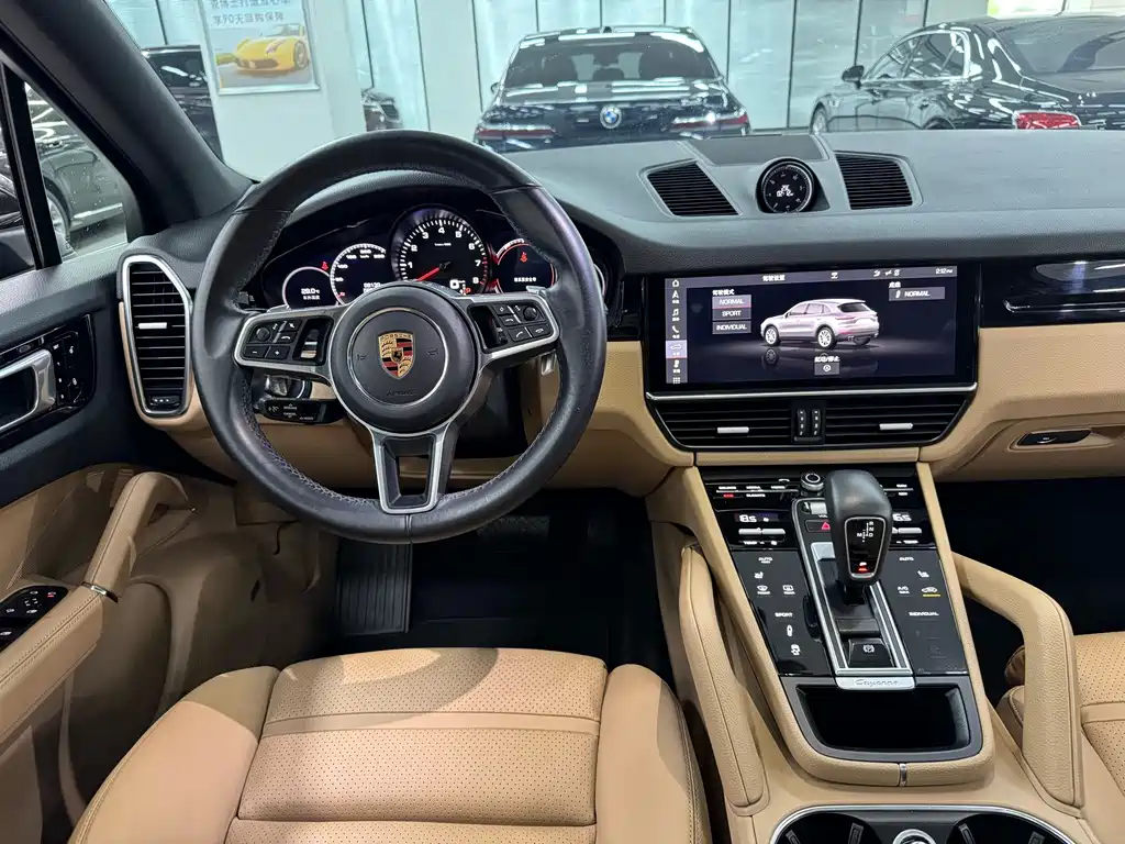 Porsche Cayenne — миниатюра 16