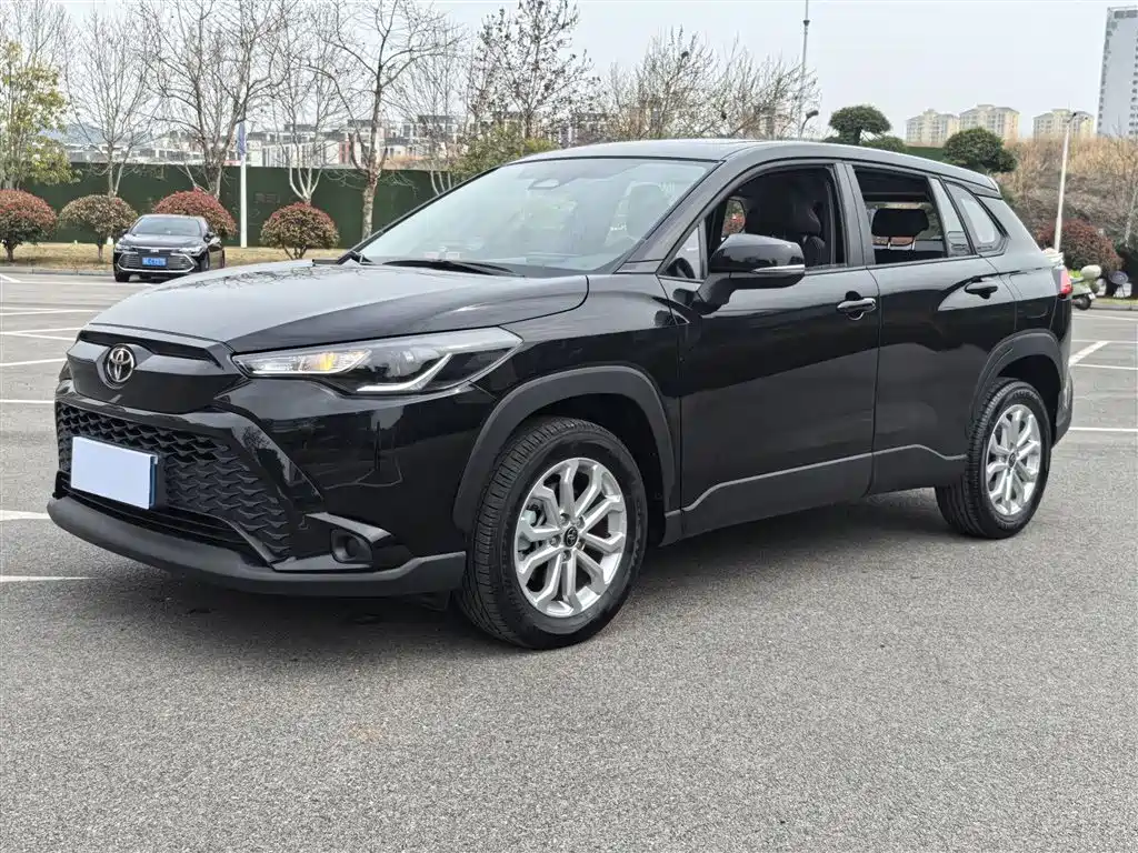 Toyota Frontlander 2025