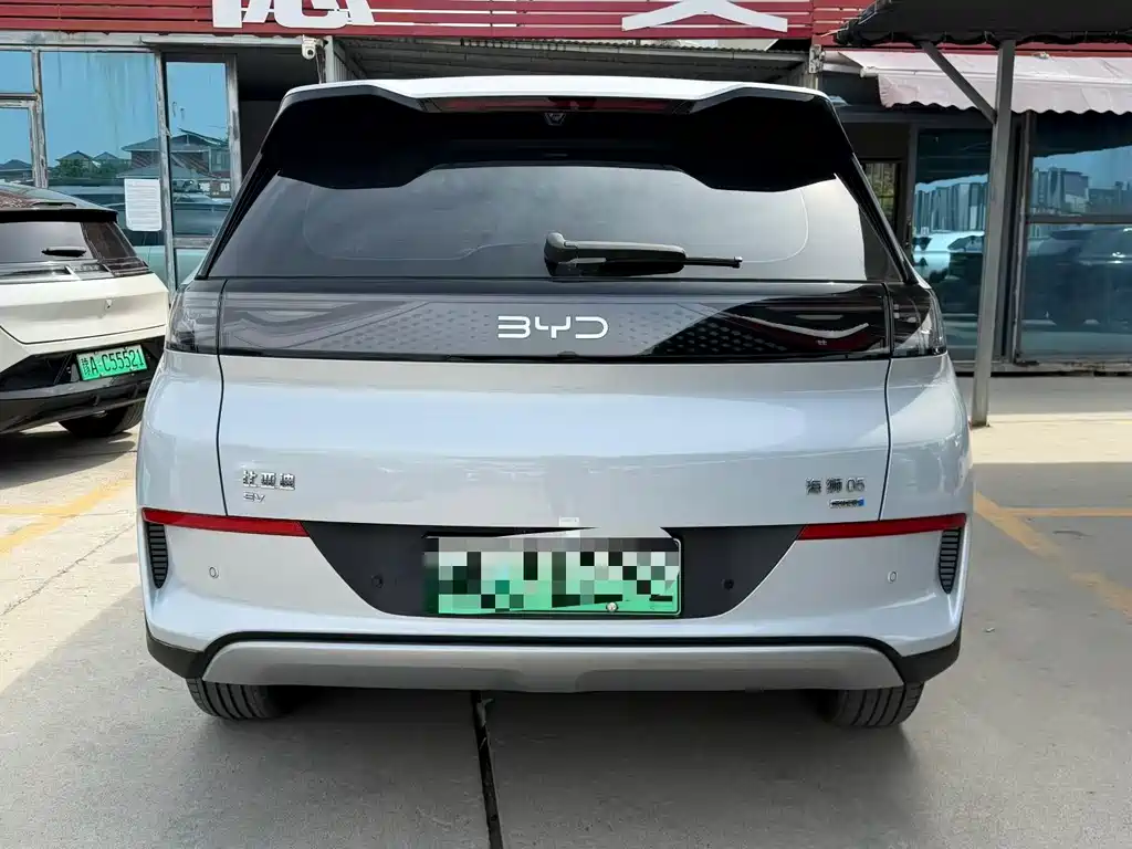 BYD Sealion 05 EV — миниатюра 8