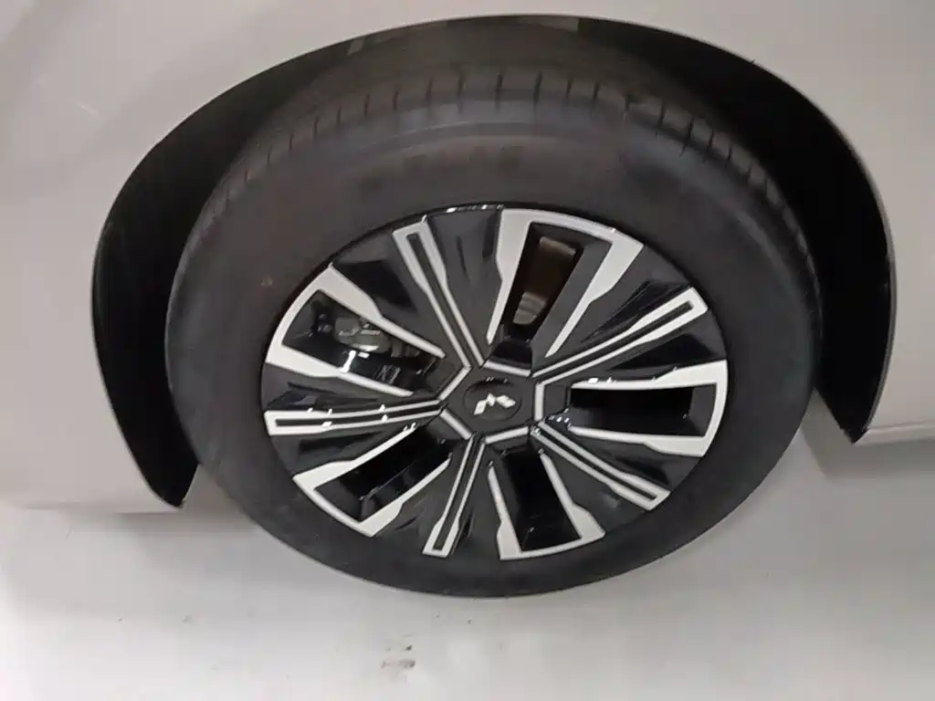 Wuling Xingguang 730 New Energy — миниатюра 23