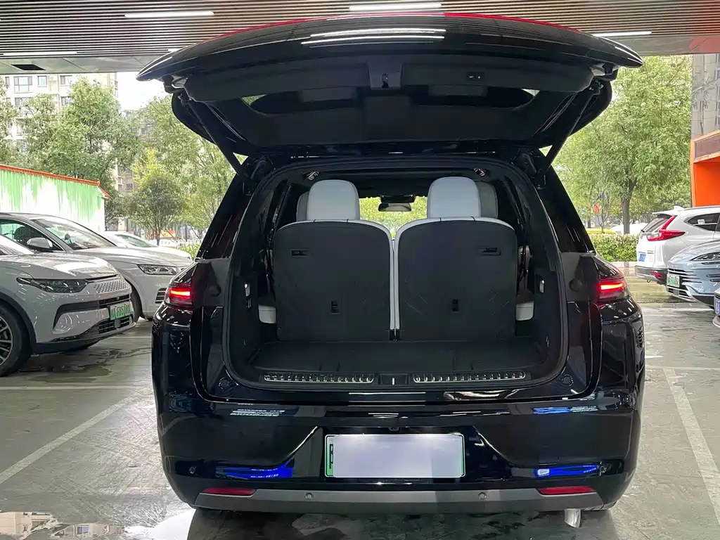 Li Auto Li L8 — миниатюра 14