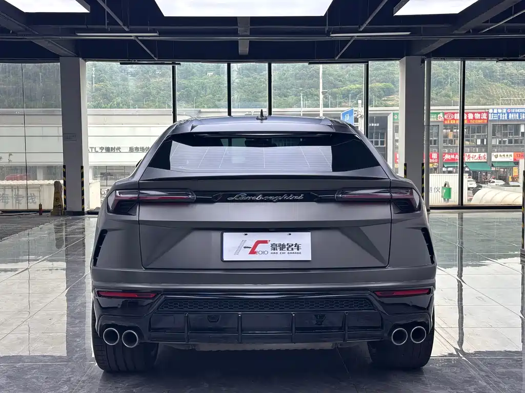 Lamborghini Urus — миниатюра 6