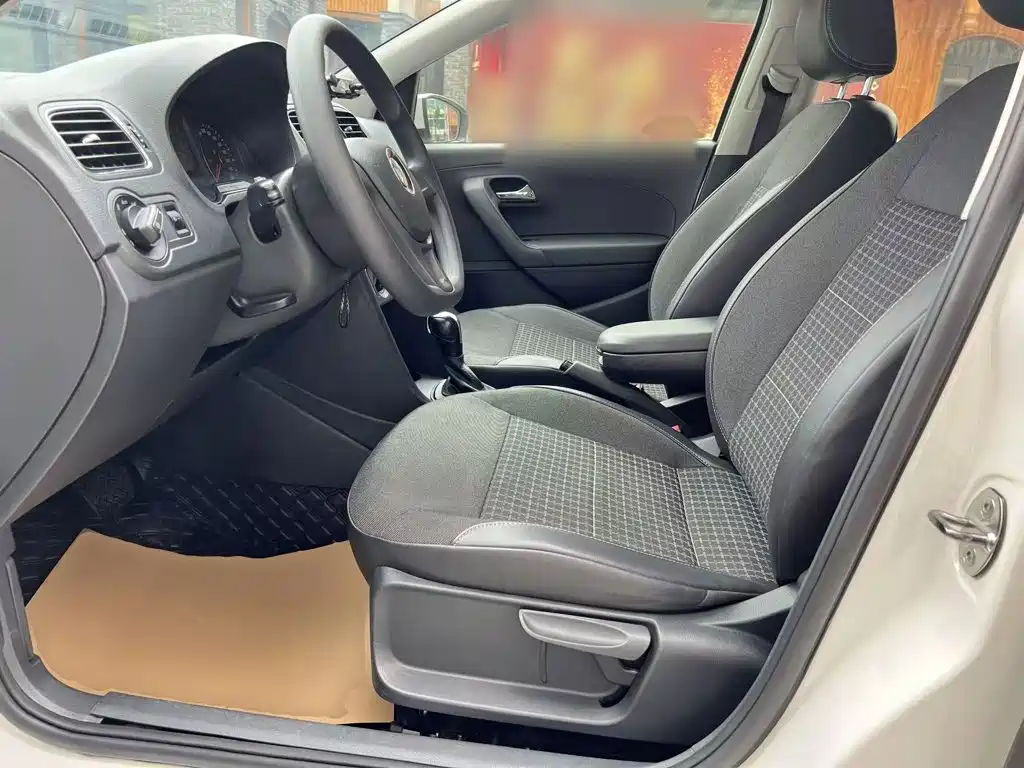 Volkswagen Polo — миниатюра 15