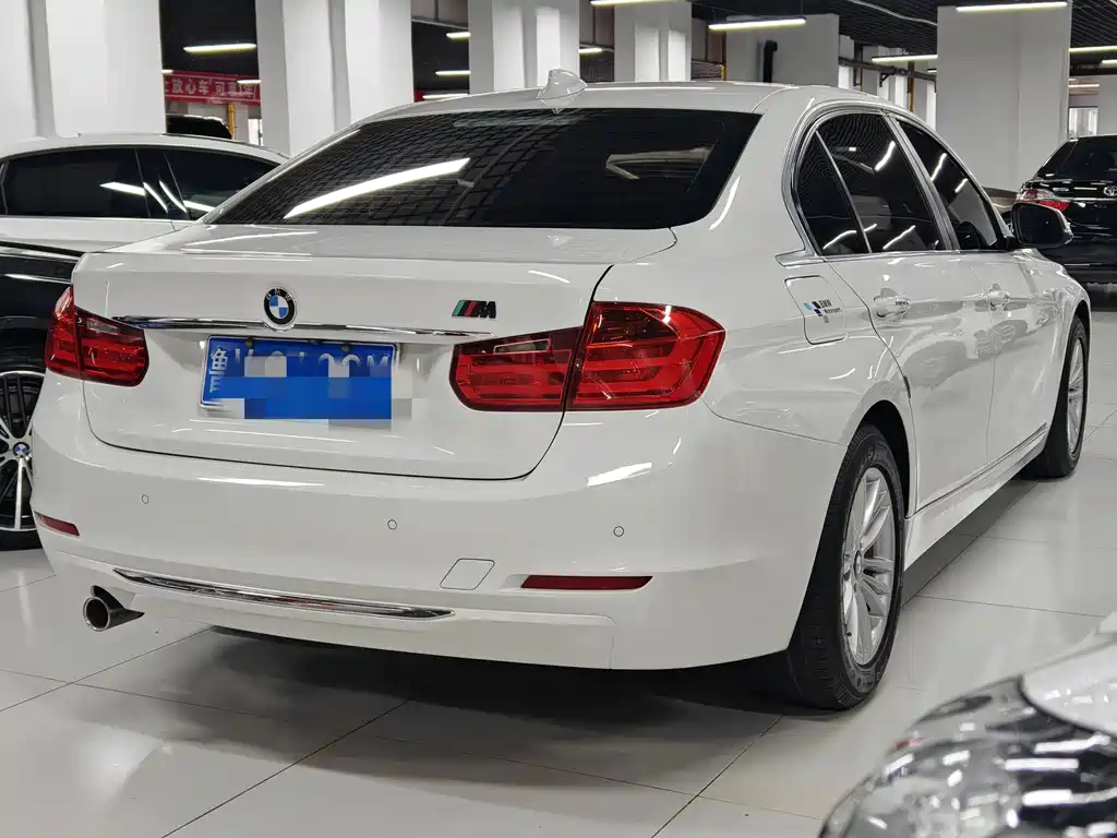 BMW 3 Series — миниатюра 3