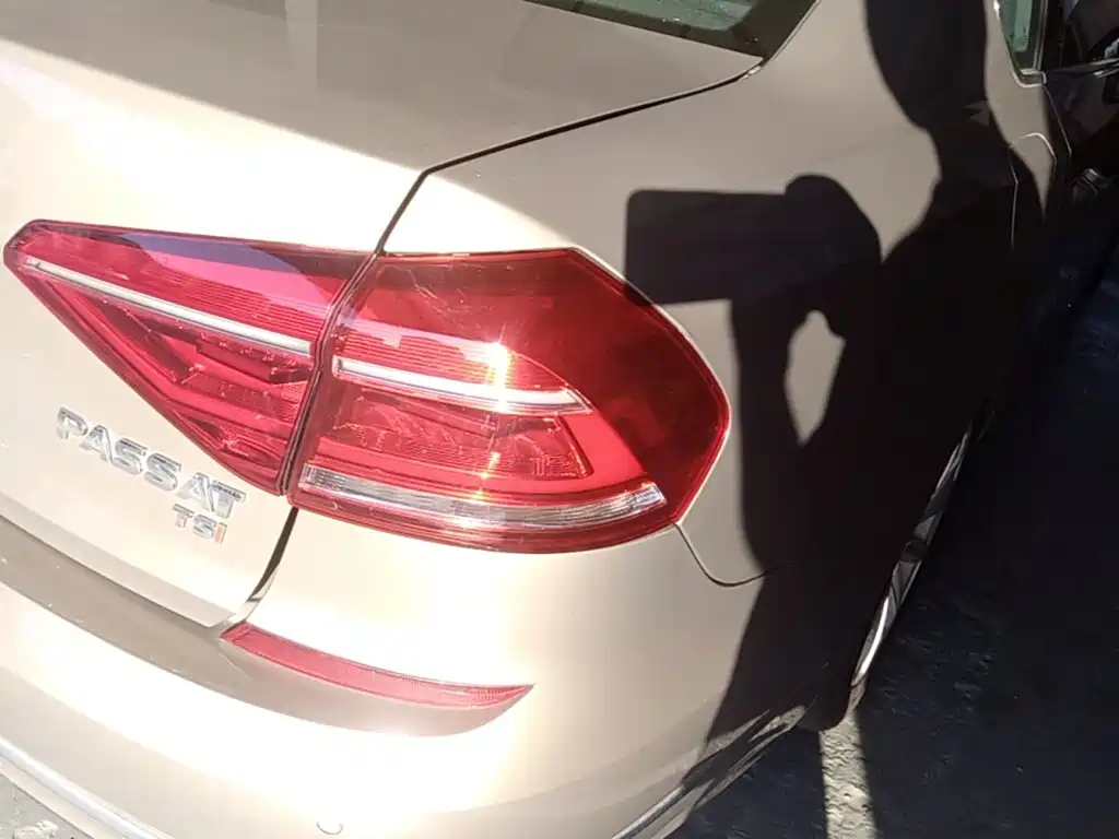 Volkswagen Passat — миниатюра 8