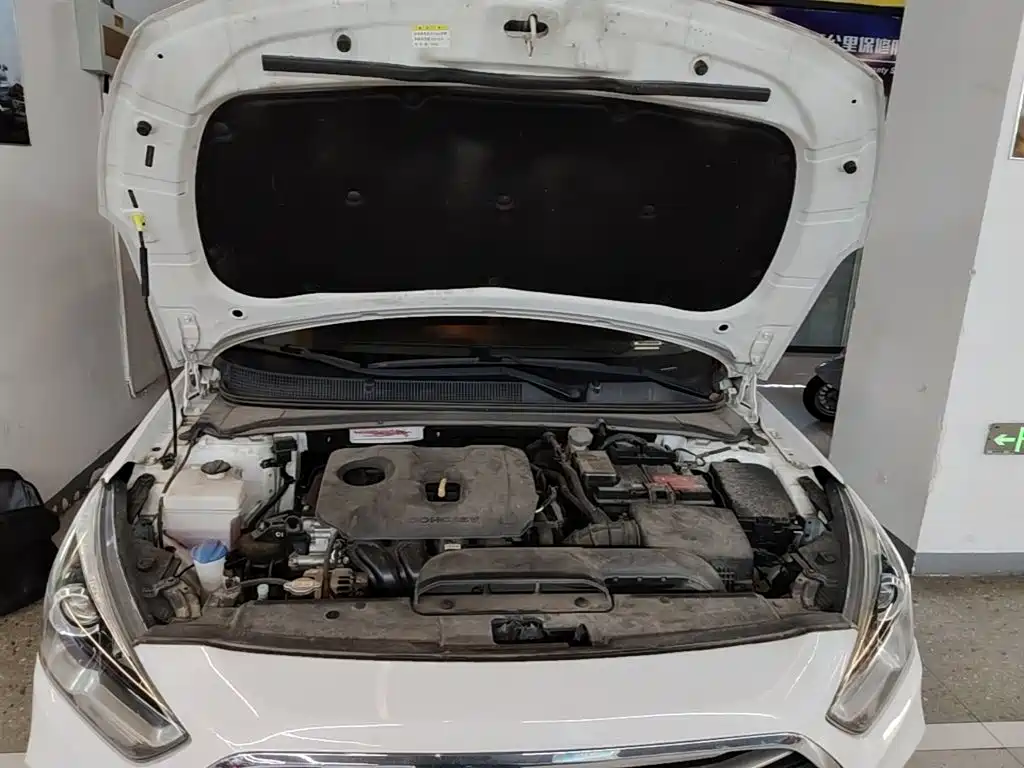 Hyundai Mistra — миниатюра 20